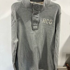 Hollister Men’s Pull Over